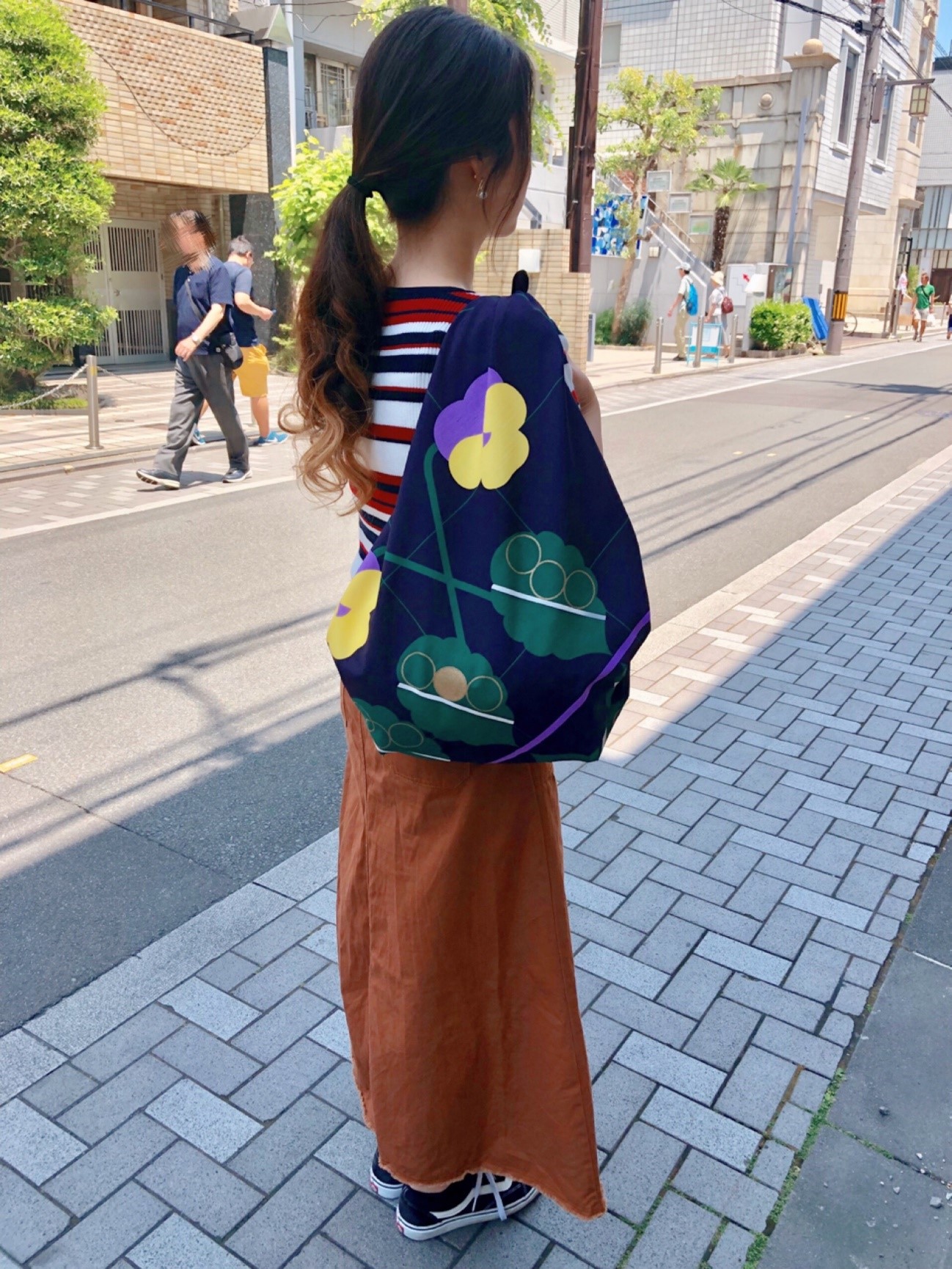 http://www.kyoto-musubi.com/blog/pansy_bag.jpg